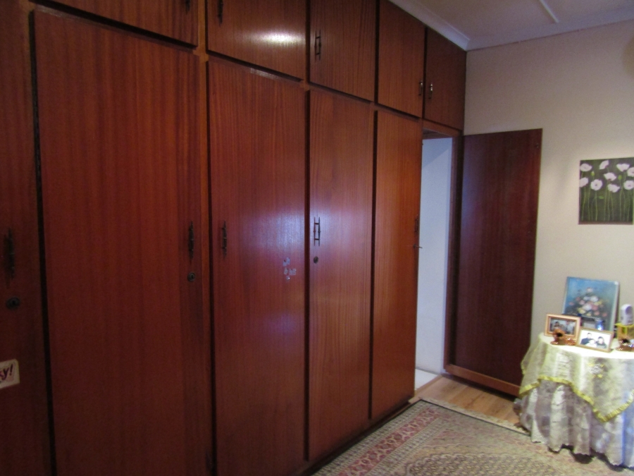4 Bedroom Property for Sale in Kruisfontein Eastern Cape